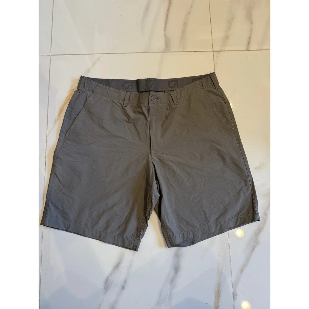 GapFit Drive Mens‎ Gray Golf Performance Shorts Size 40 Activewear Zip Pocket